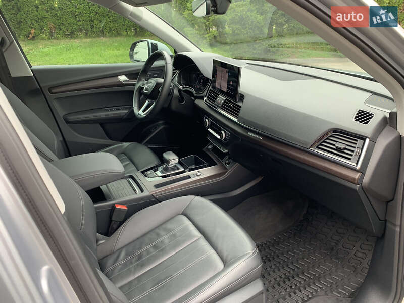 Позашляховик / Кросовер Audi Q5 2021 в Тернополі