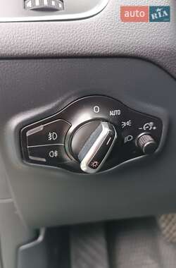 Внедорожник / Кроссовер Audi Q5 2012 в 