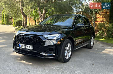 Позашляховик / Кросовер Audi Q5 2020 в 