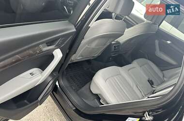 Внедорожник / Кроссовер Audi Q5 2018 в 