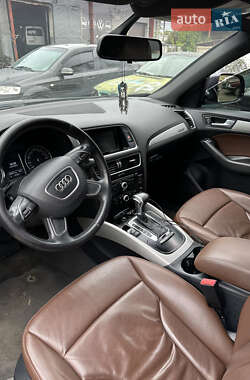 Позашляховик / Кросовер Audi Q5 2014 в 