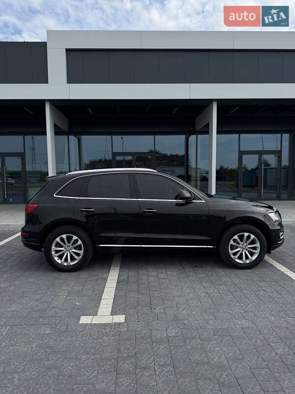 Позашляховик / Кросовер Audi Q5 2016 в Львові