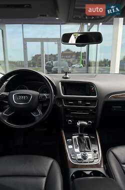 Внедорожник / Кроссовер Audi Q5 2016 в 