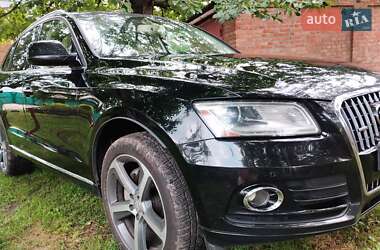 Позашляховик / Кросовер Audi Q5 2015 в 
