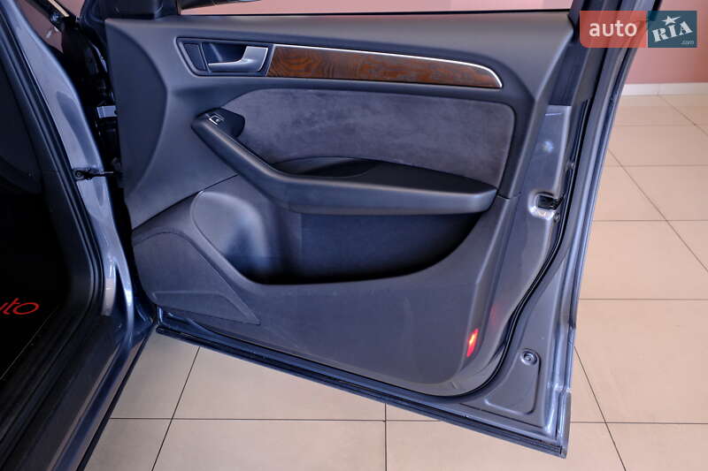 Позашляховик / Кросовер Audi Q5 2014 в Одесі