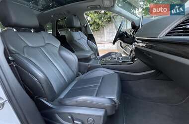 Внедорожник / Кроссовер Audi Q5 2019 в 