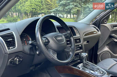 Позашляховик / Кросовер Audi Q5 2015 в 