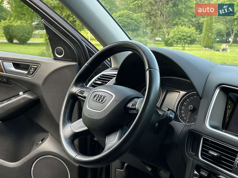 Внедорожник / Кроссовер Audi Q5 2015 в Ровно