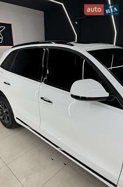 Позашляховик / Кросовер Audi Q5 2015 в 