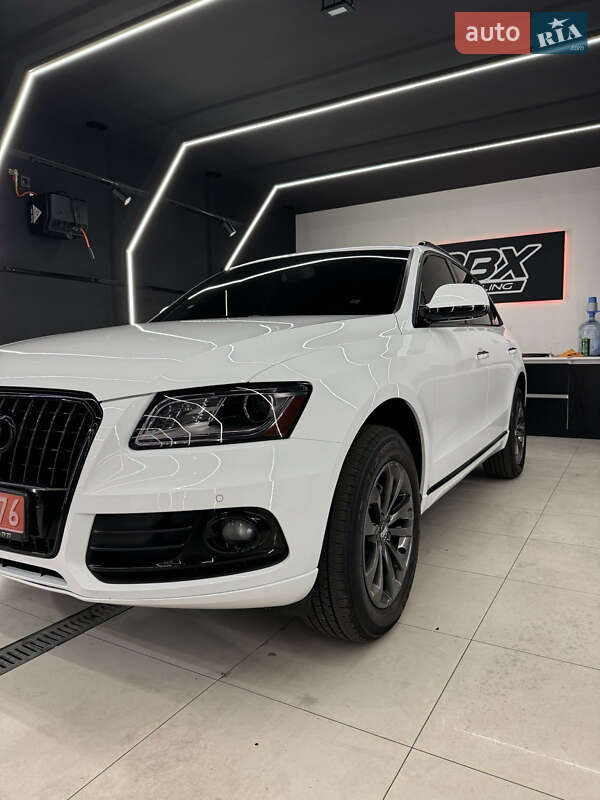 Позашляховик / Кросовер Audi Q5 2015 в Дніпрі