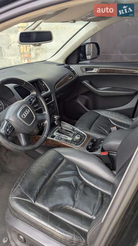 Позашляховик / Кросовер Audi Q5 2010 в Рівному