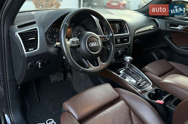 Внедорожник / Кроссовер Audi Q5 2016 в 