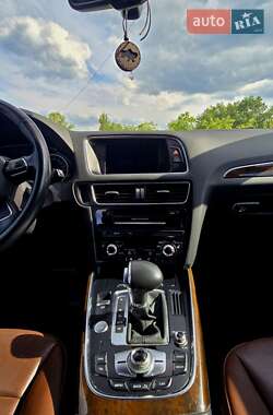 Внедорожник / Кроссовер Audi Q5 2012 в 