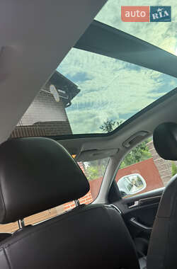 Внедорожник / Кроссовер Audi Q5 2012 в 