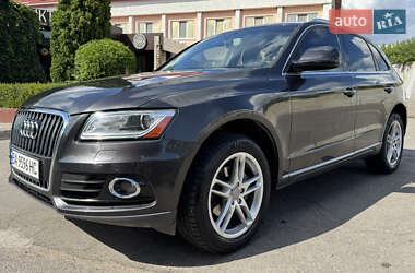 Внедорожник / Кроссовер Audi Q5 2016 в 