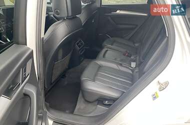 Внедорожник / Кроссовер Audi Q5 2018 в 
