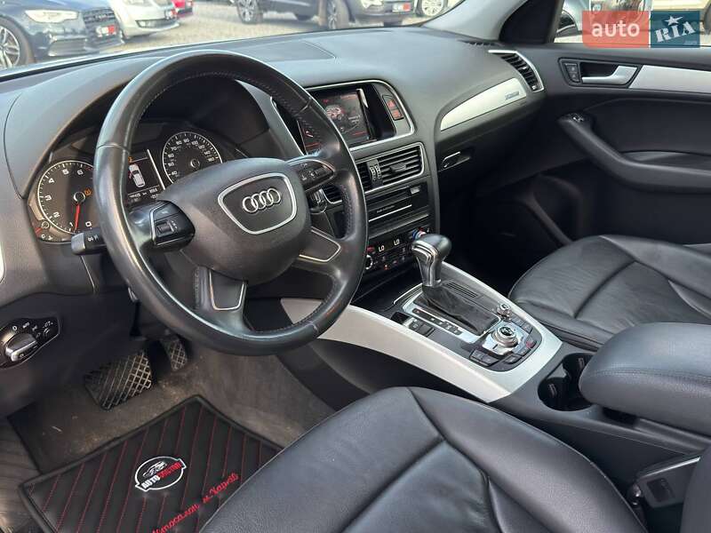 Позашляховик / Кросовер Audi Q5 2016 в Харкові
