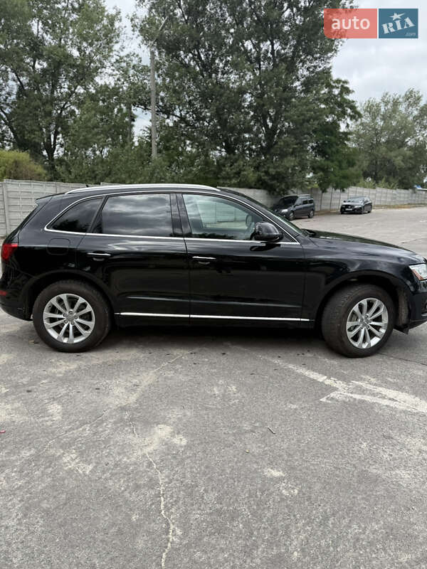 Позашляховик / Кросовер Audi Q5 2015 в Кременчуці