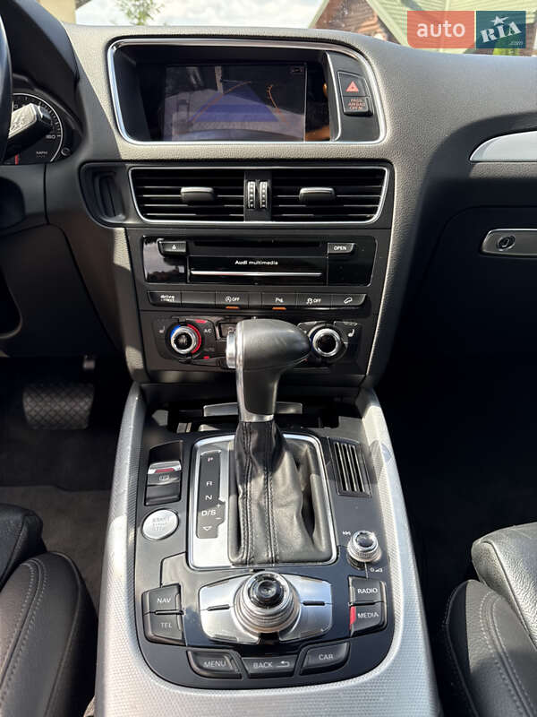 Внедорожник / Кроссовер Audi Q5 2014 в Шептицькому