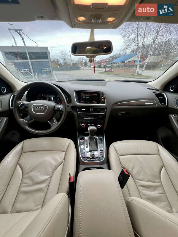 Внедорожник / Кроссовер Audi Q5 2015 в Долине