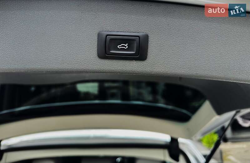 Позашляховик / Кросовер Audi Q5 2014 в Києві