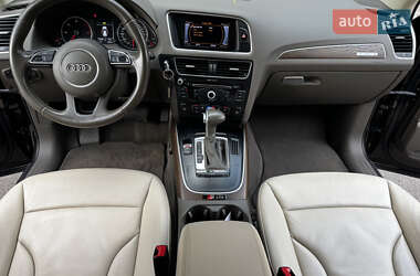 Позашляховик / Кросовер Audi Q5 2013 в 