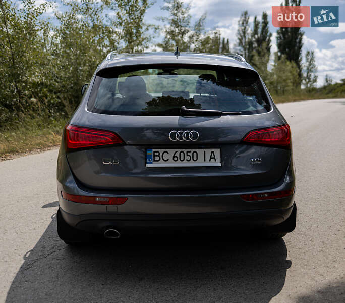 Позашляховик / Кросовер Audi Q5 2013 в Мостиській