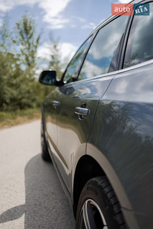 Позашляховик / Кросовер Audi Q5 2013 в Мостиській
