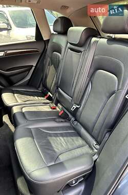 Позашляховик / Кросовер Audi Q5 2012 в 