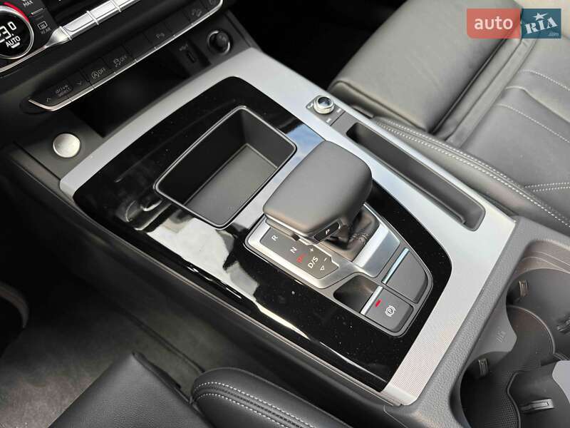 Позашляховик / Кросовер Audi Q5 2024 в Львові