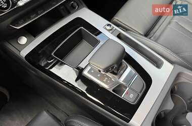 Внедорожник / Кроссовер Audi Q5 2024 в 