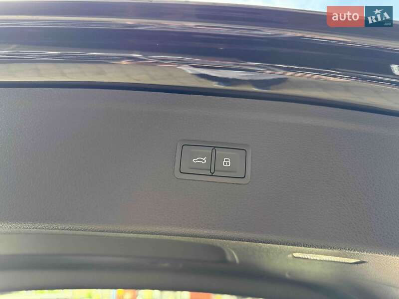 Позашляховик / Кросовер Audi Q5 2024 в Львові