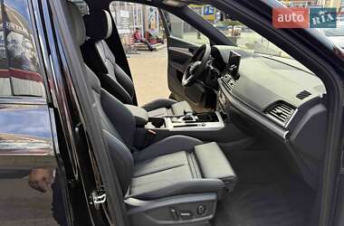 Внедорожник / Кроссовер Audi Q5 2024 в 
