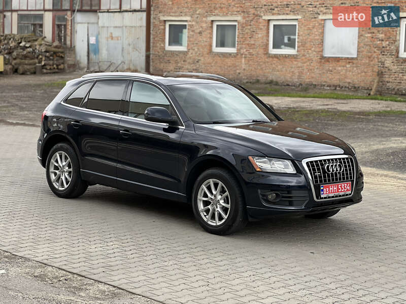 Позашляховик / Кросовер Audi Q5 2010 в Луцьку