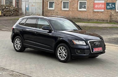 Внедорожник / Кроссовер Audi Q5 2010 в 
