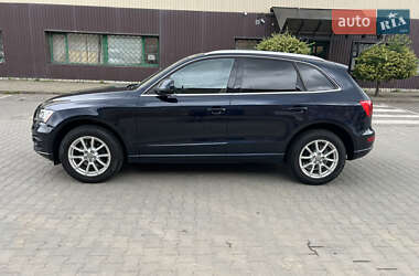 Внедорожник / Кроссовер Audi Q5 2010 в 