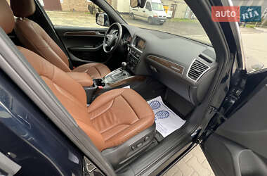 Внедорожник / Кроссовер Audi Q5 2010 в 