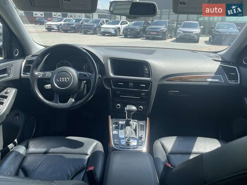 Внедорожник / Кроссовер Audi Q5 2015 в Львове