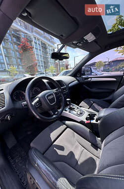 Внедорожник / Кроссовер Audi Q5 2011 в 