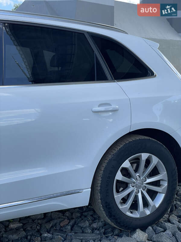 Внедорожник / Кроссовер Audi Q5 2014 в Чернигове фото 4 Внедорожник / Кроссовер Audi Q5 2014 в Чернигове