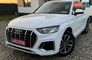 Внедорожник / Кроссовер Audi Q5 2021 в 