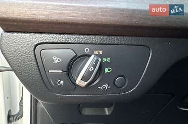 Внедорожник / Кроссовер Audi Q5 2021 в 