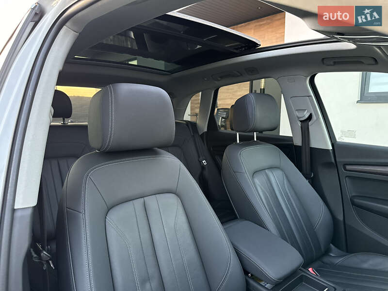 Внедорожник / Кроссовер Audi Q5 2021 в Стрые