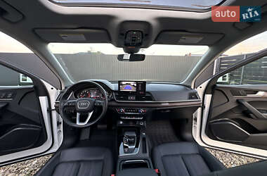 Внедорожник / Кроссовер Audi Q5 2021 в 