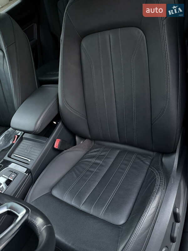 Позашляховик / Кросовер Audi Q5 2019 в Києві