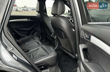 Позашляховик / Кросовер Audi Q5 2016 в 