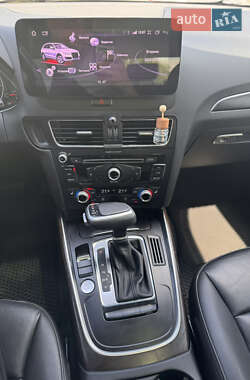Позашляховик / Кросовер Audi Q5 2016 в 
