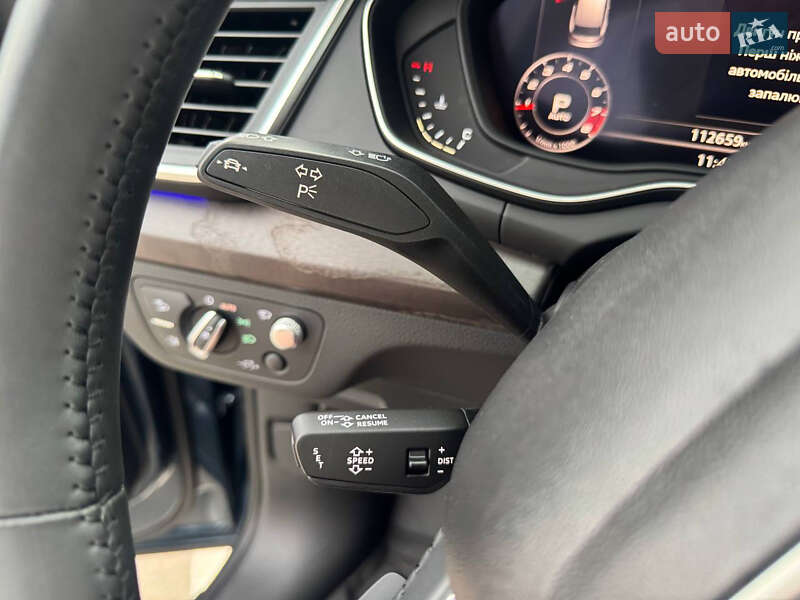 Внедорожник / Кроссовер Audi Q5 2018 в Киеве