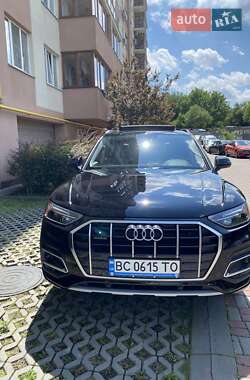 Внедорожник / Кроссовер Audi Q5 2020 в 