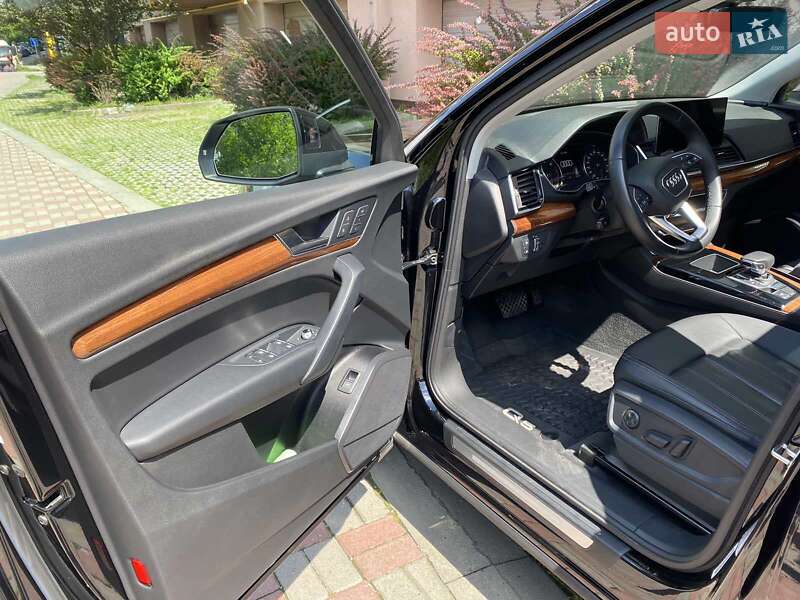 Позашляховик / Кросовер Audi Q5 2020 в Львові